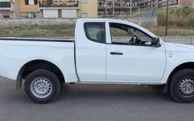 Mitsubishi L200 PickUp Autocarro 4 posti 4×4 153cv